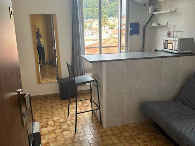 Location Appartement 1 pièce 19 m2 Nice