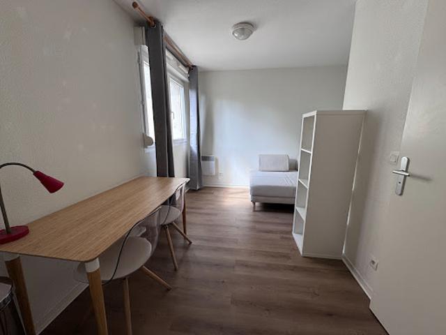 Location Appartement 1 pièce 19 m2 Orleans