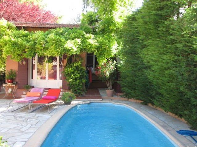 Location Appartement 1 pièce 19 m2 Aix en Provence