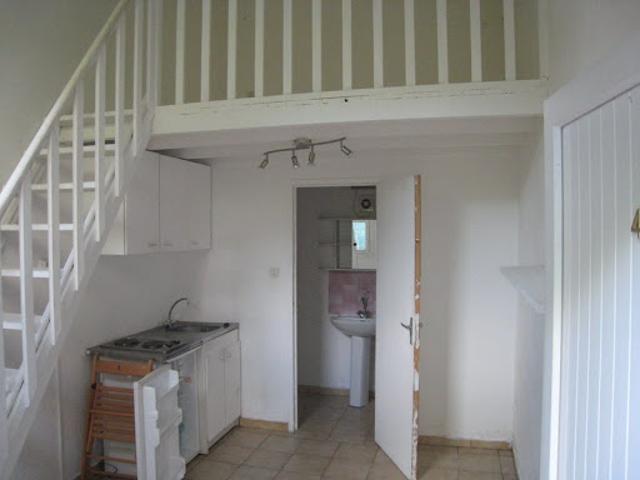 Location Appartement 1 pièce 19 m2 Aix en Provence