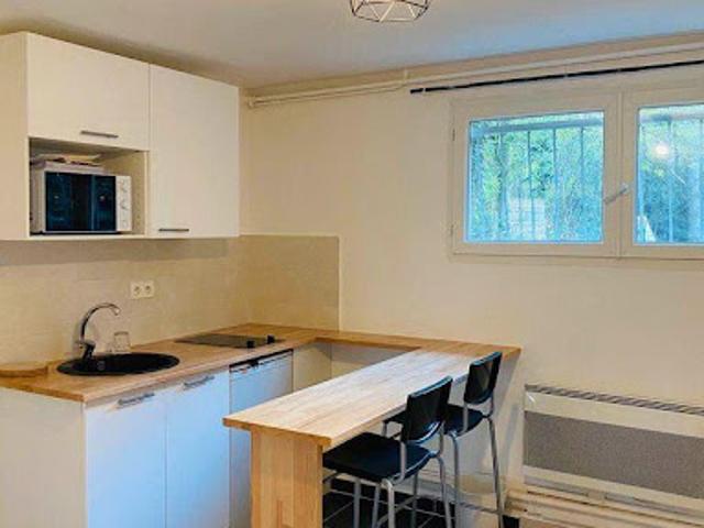 Location Appartement 1 pièce 19 m2 Antony