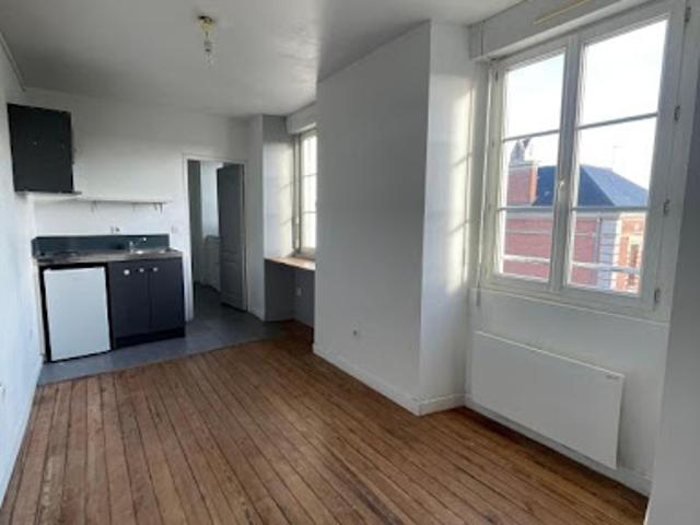 Location Appartement 1 pièce 19 m2 Etampes