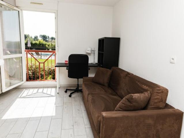 Location Appartement 1 pièce 19 m2 Puyricard