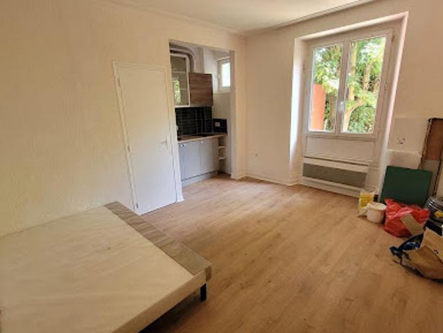 Location Appartement 1 pièce 19 m2 Palaiseau