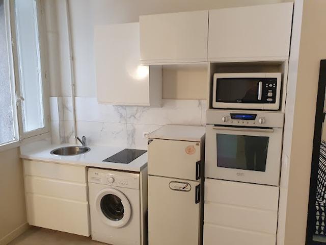 Location Appartement 1 pièce 19 m2 Paris 7ème