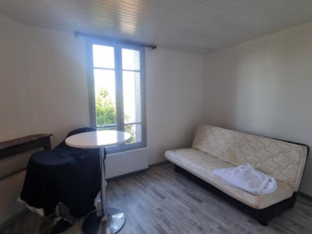 Location Appartement 1 pièce 19 m2 Poissy