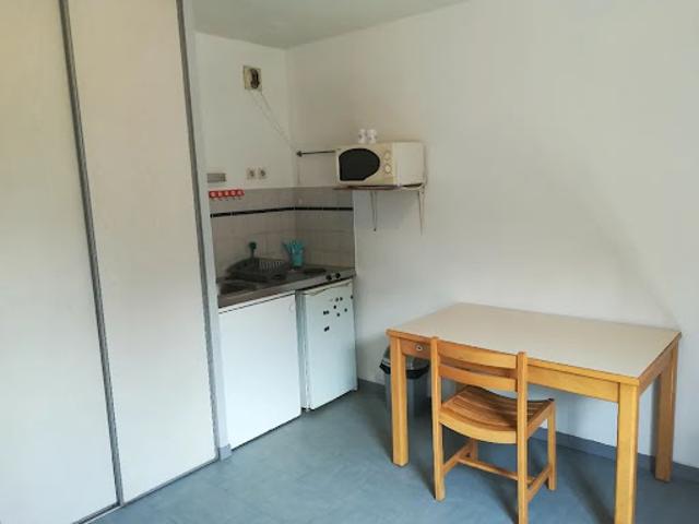 Location Appartement 1 pièce 19 m2 Saint Etienne