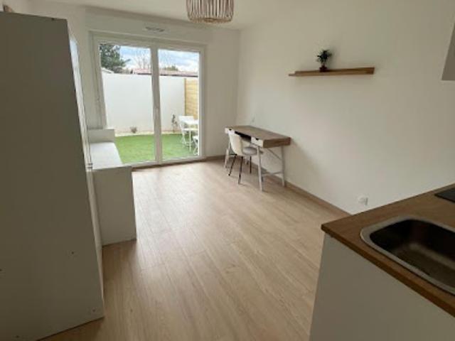 Location Appartement 1 pièce 19 m2 Saint Loubès