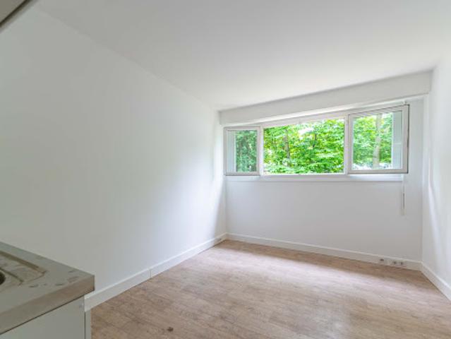Location Appartement 1 pièce 19 m2 Ville d'Avray