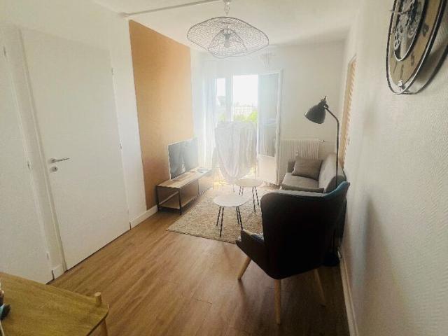 Location appartement 1 pièce, 19.00m², Orléans