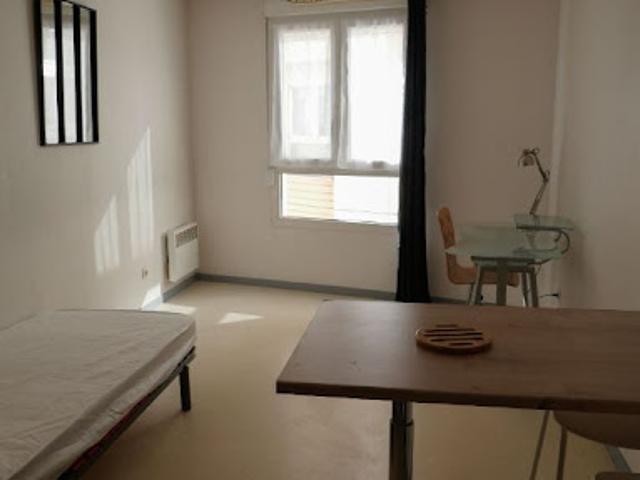 Location Appartement 1 pièce 19 m2 Lyon 4ème