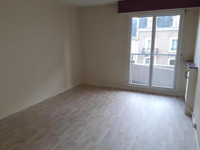 Location appartement 1 pièce 19.37 m2 à Tours