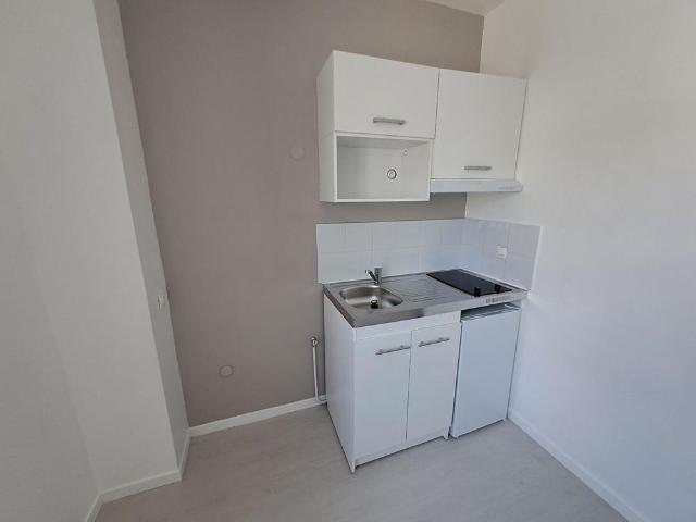 Location appartement 1 pièce, 19.45m², Nantes