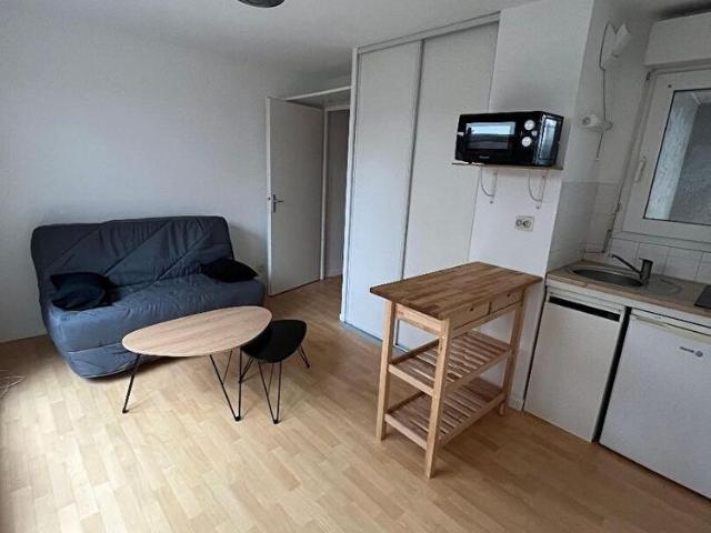 Location appartement 1 pièce, 19.47m², Nantes