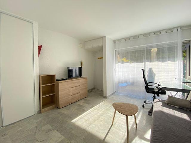 Location Appartement 1 pièce 19.67 m2 Nice