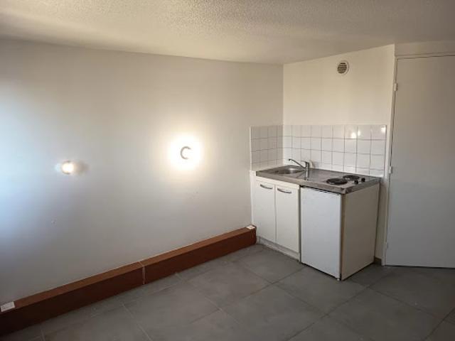 Location Appartement 1 pièce 19.77 m2 Choisy le Roi