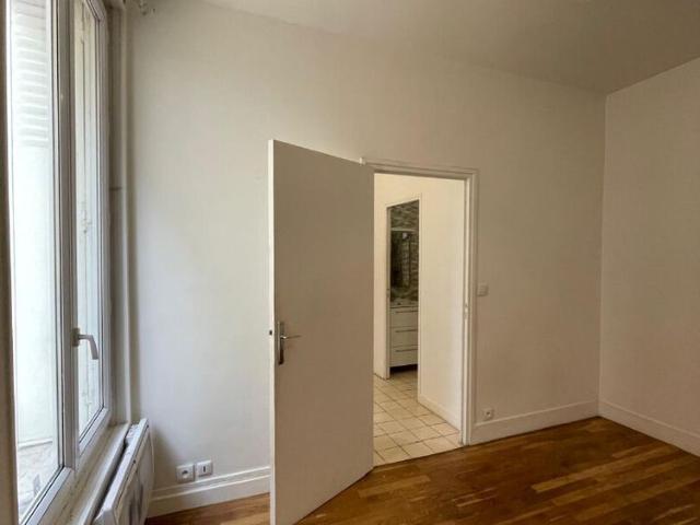 Location appartement 1 pièce, 19.80m², Le Kremlin Bicêtre