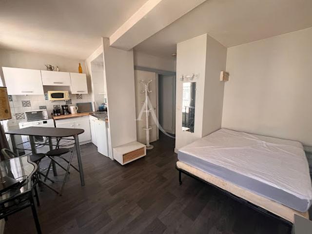 Location Appartement 1 pièce 19.92 m2 Saint Aignan