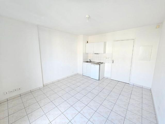 Location Appartement 1 pièce 19m²