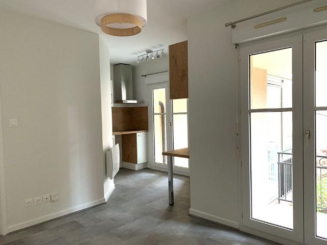 Location Appartement 1 pièce 19m²