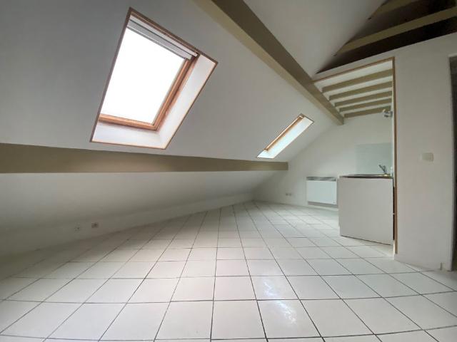 Location Appartement 1 pièce 19m²