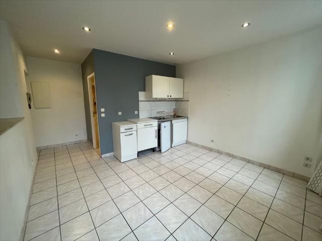 Location Appartement 1 pièce 19m²