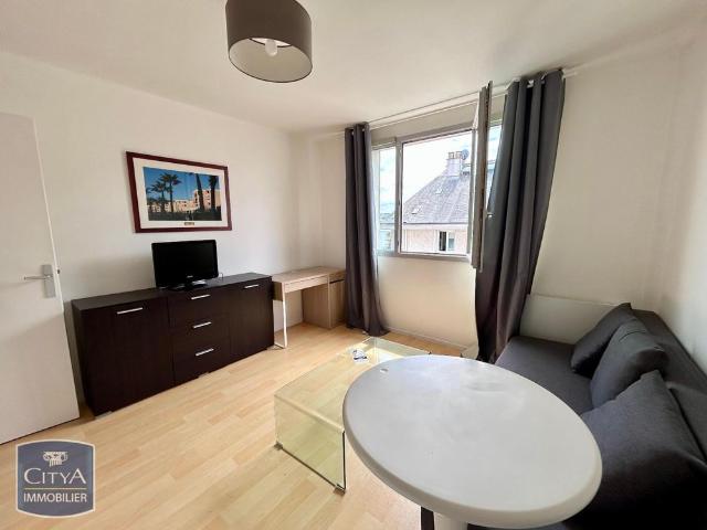 Location Appartement 1 pièce 19m² TOURS 37000