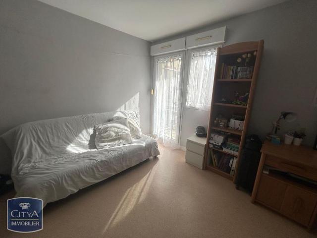 Location Appartement 1 pièce 19m² TOURS 37000