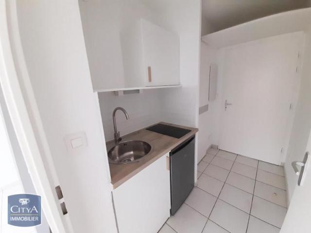 Location Appartement 1 pièce 19m² AIX EN PROVENCE 13100