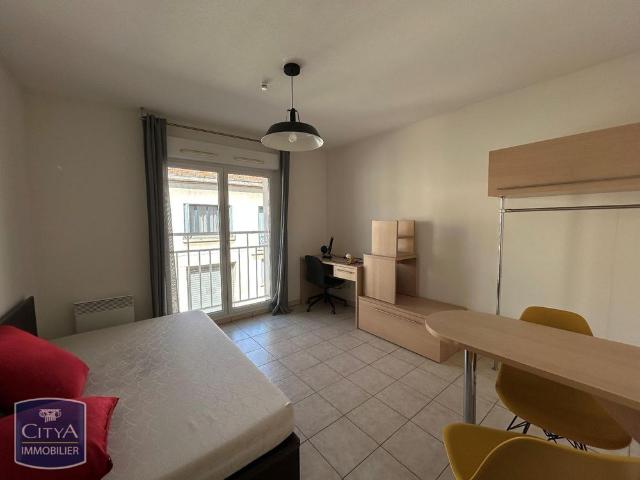 Location Appartement 1 pièce 19m² BEZIERS 34500
