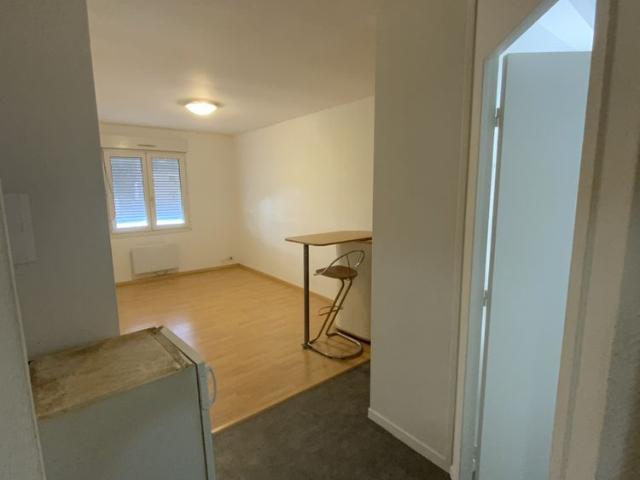 Location Appartement 1 pièce 19m² EVREUX 27000