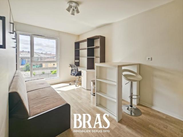Location Appartement 1 pièce 19m² LA ROCHE SUR YON 85000