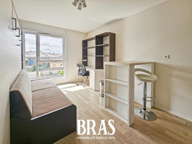 Location Appartement 1 pièce 19m² LA ROCHE SUR YON 85000