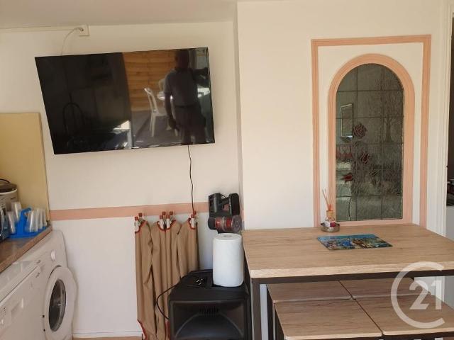 Location Appartement 1 pièce 19m² MARIGNANE 13700