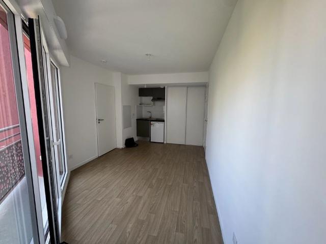 Location Appartement 1 pièce 19m² MARSEILLE 10ème