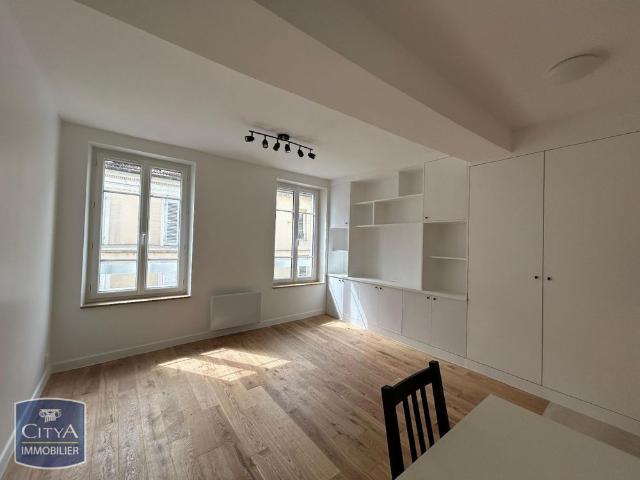 Location Appartement 1 pièce 19m² MEAUX 77100
