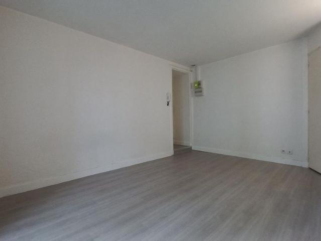 Location Appartement 1 pièce 19m² NANTES 44000