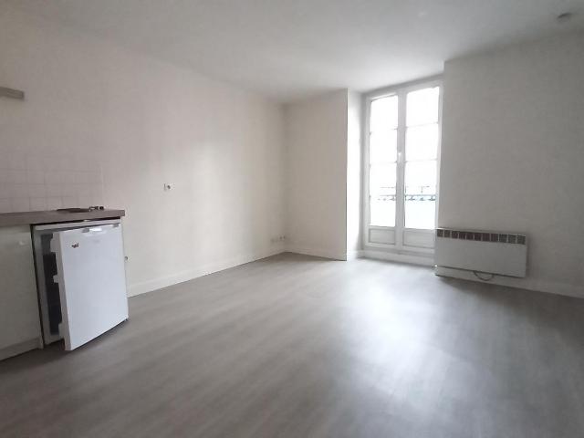 Location Appartement 1 pièce 19m² NANTES 44000