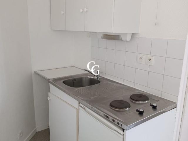 Location Appartement 1 pièce 19m² NANTES 44200
