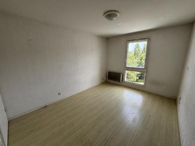 Location Appartement 1 pièce 19m² NANTES 44300