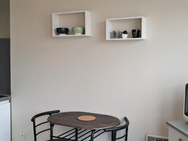 Location Appartement 1 pièce 19m² PONTAULT COMBAULT 77340