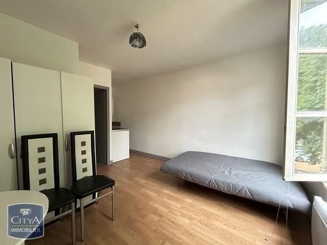 Location Appartement 1 pièce 19m² POITIERS 86000
