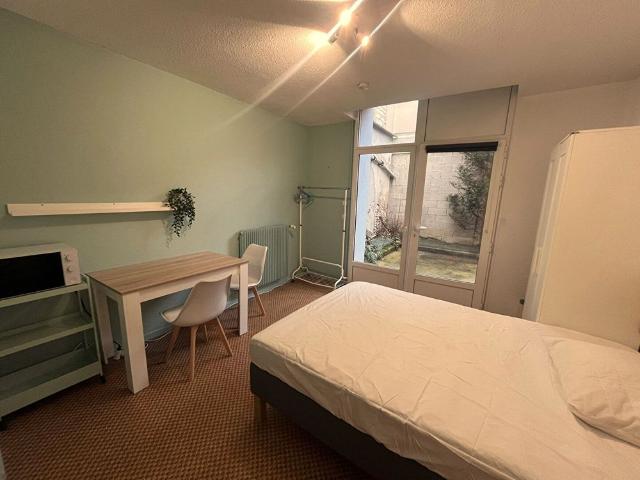 Location Appartement 1 pièce 19m² REIMS 51100