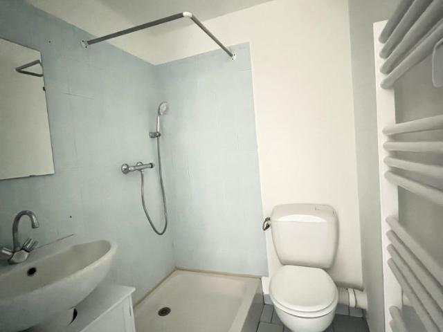 Location Appartement 1 pièce 18m² RODEZ 12000