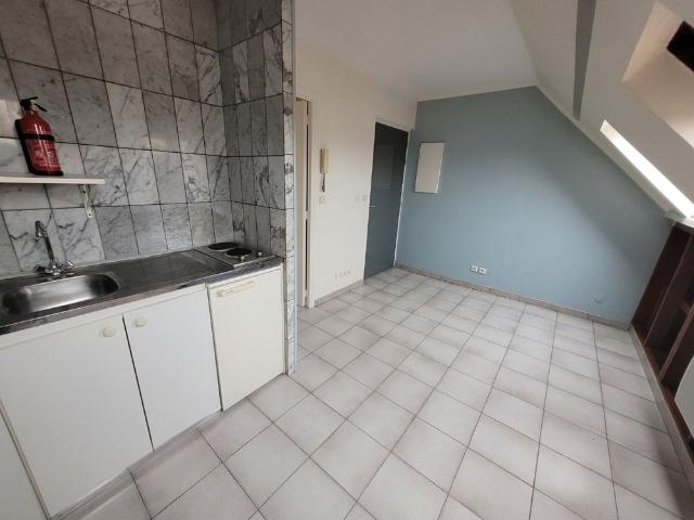 Location Appartement 1 pièce 19m² SIN LE NOBLE 59450