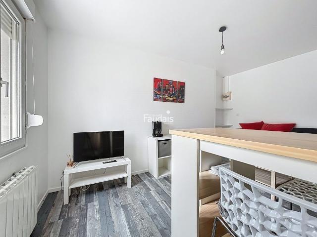 Location Appartement 1 pièce 19m² ST LO 50000