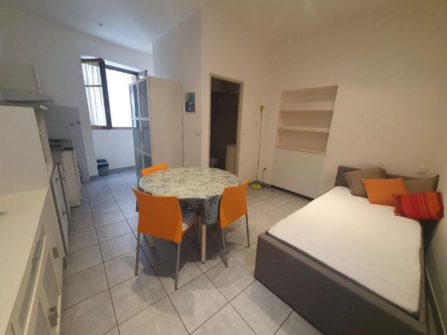 Location Appartement 1 pièce 19m² ST SYMPHORIEN D OZON 69360