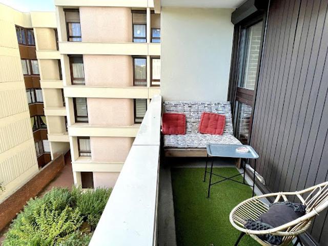 Location Appartement 1 pièce 10 m2 Elancourt