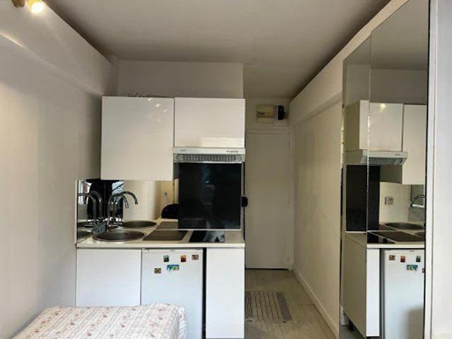 Location Appartement 1 pièce 10 m2 Paris 19ème