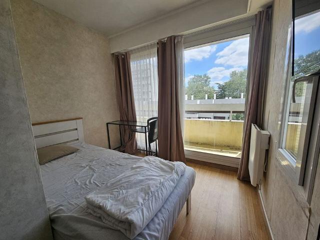 Location appartement 1 pièce, 10.00m², Les Ulis